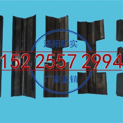 抱鎖器襯皮，襯皮，襯墊，襯塊，橡膠襯墊，抱鎖器襯墊——礦井猴車抱索器橡膠襯皮抱索器襯墊耐磨耐用橡膠產品加工廠家