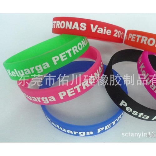 單色sports硅橡膠手環，來圖定制加工，印logo