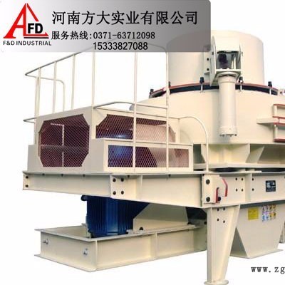湖北PCL系列沖擊式破碎機(jī)，武漢大型河卵石打砂機(jī)，沖擊式制砂機(jī)設(shè)備