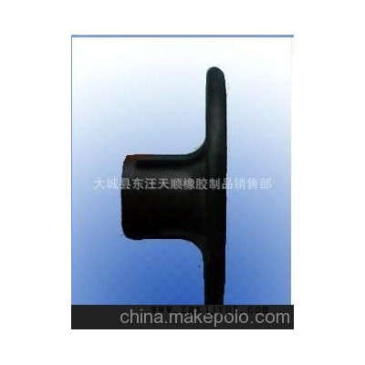 供應耐熱性好，摩擦系數低的 尼龍脫毛盤