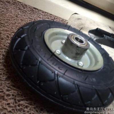 PU發泡聚氨酯6*2實心輪胎