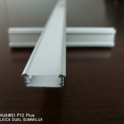 T8高透PC燈罩，93%透光率，乳白燈罩，透明條紋燈罩