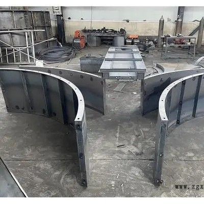 拱形骨架護坡模板 拱形骨架模具 混凝土拱形骨架模具 現澆拱形骨架護坡模具 高速高鐵護坡使用 穩定性強