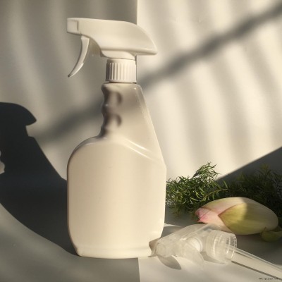 廣州晨諾500ml扁瓶 PCV塑料噴瓶 殺蟲(chóng)劑噴瓶 手扣式噴霧瓶 廣州廠家直銷(xiāo) 消毒水噴壺 防霧劑噴瓶