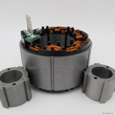 合明科技品牌、環保清洗劑、環保型堿性水基清洗劑W6000,專用于精密金屬工件表面除油,各類礦物油、防銹油、工業潤滑油
