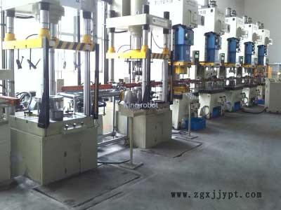 連桿式沖壓機械手 五金制品專用自動化機械手臂示例圖1